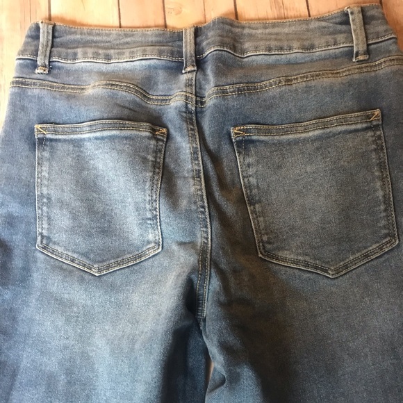 ‼️Maurices Jeans ‼️ - Picture 3 of 6